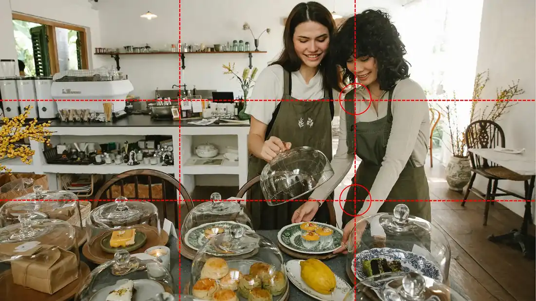 カフェでの接客シーン 添削後